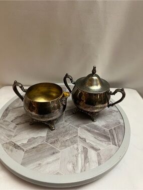 Oneida Silver Tone Sugar and Creamer Set with Gold Interior